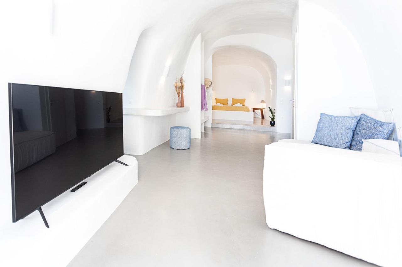 Rafael' S Mediteranian Cave Suites フィロステファニ エクステリア 写真